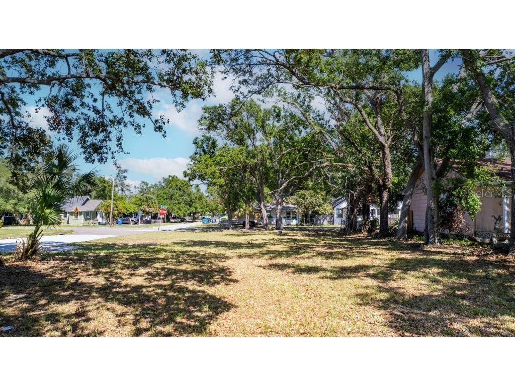 2701 6th Street S Saint Petersburg FL 33705 TB8387862 image6