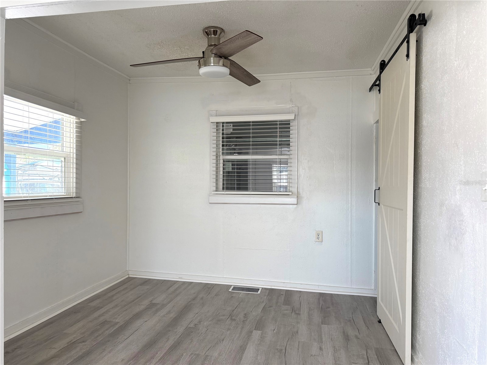 2701 Brookline Avenue New Smyrna Beach FL 32168 TB8470271 image6