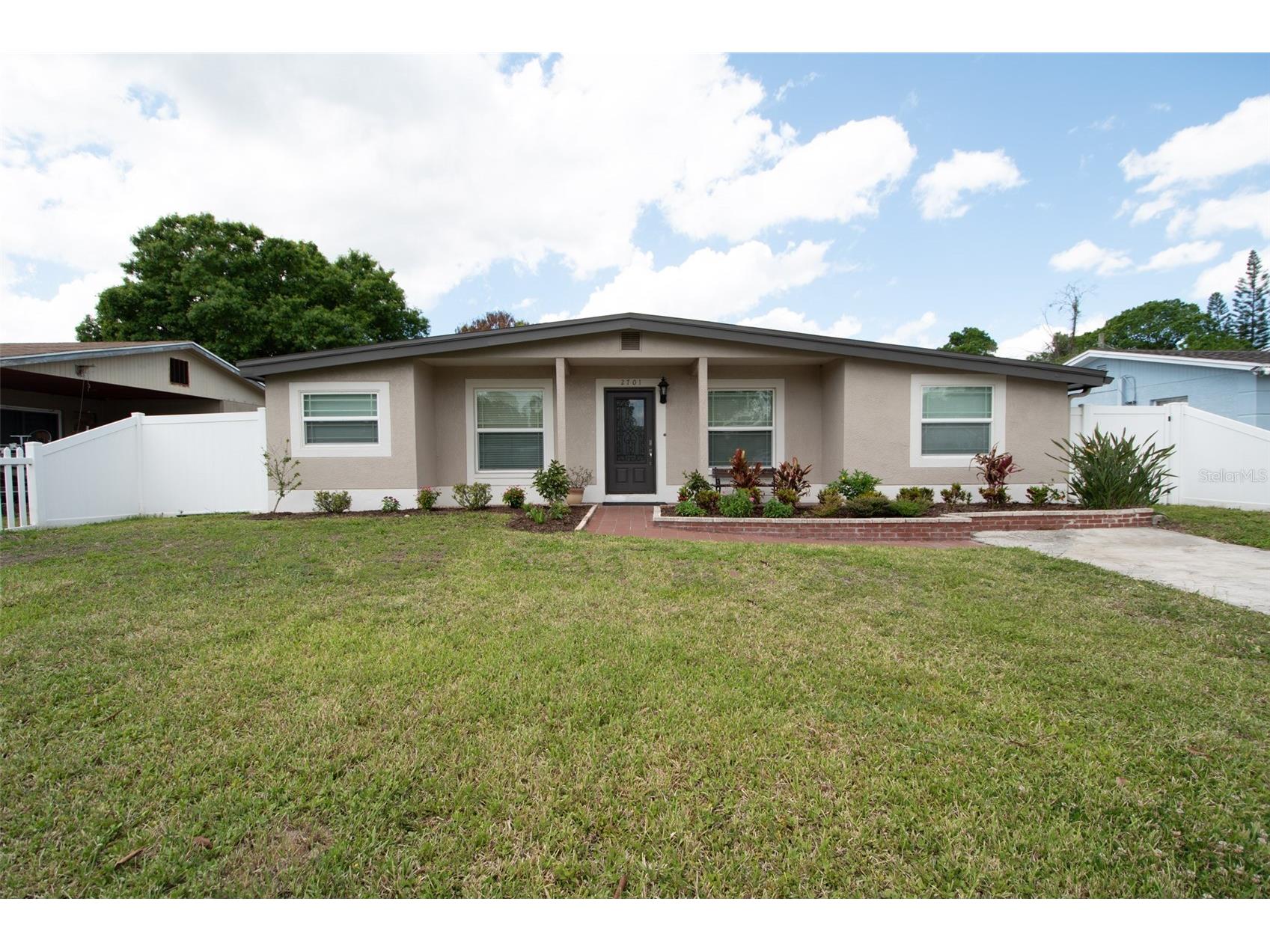 2701 Calle Street Tampa FL 33619 TB8495382 image1