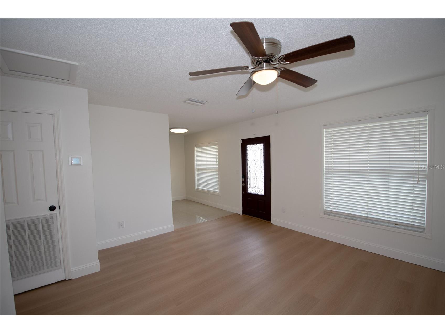 2701 Calle Street Tampa FL 33619 TB8495382 image10