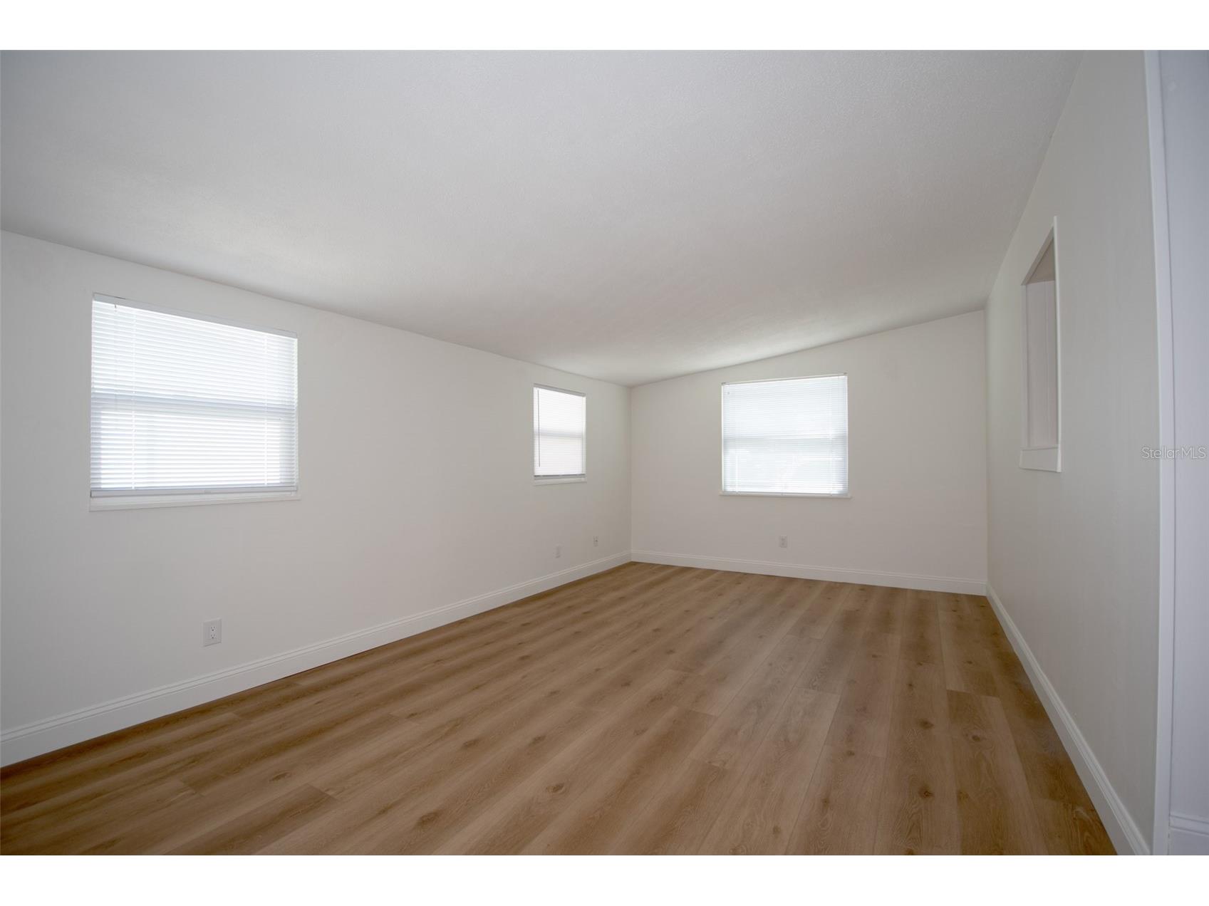 2701 Calle Street Tampa FL 33619 TB8495382 image21