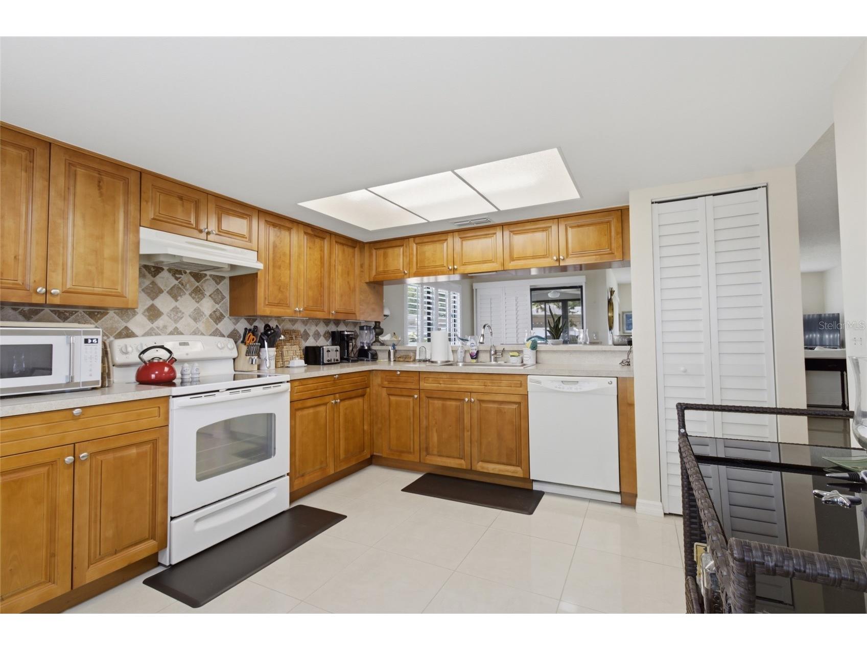 2701 Countryside Boulevard #101 Clearwater FL 33761 TB8492632 image4