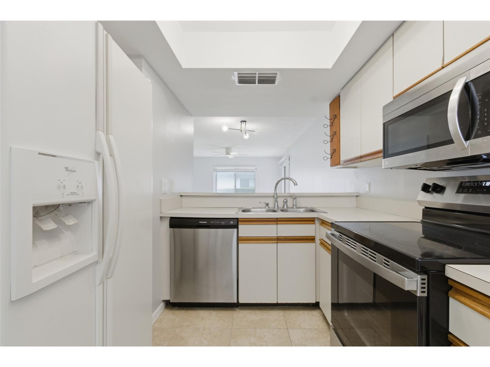 2701 Countryside Boulevard #102 Clearwater FL 33761 TB8443685 image18