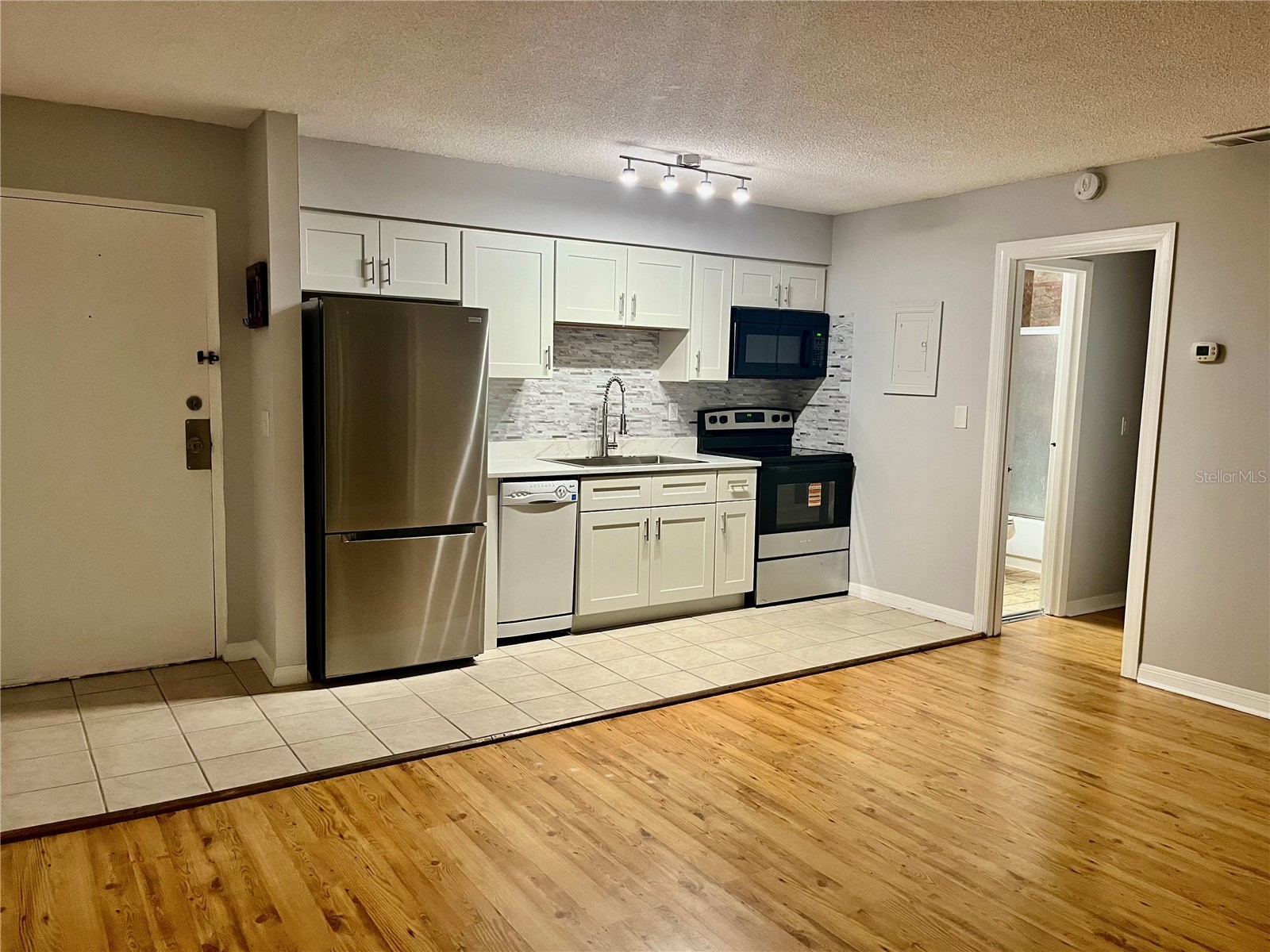 2701 Hidden Lake Drive N #F Sarasota FL 34237 TB8476656 image3