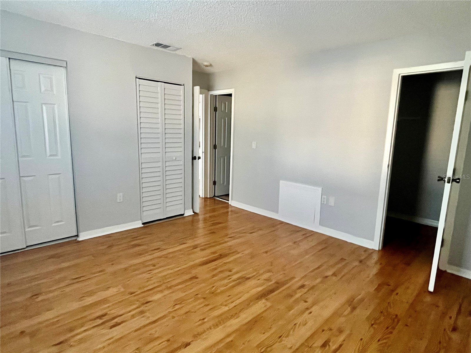 2701 Hidden Lake Drive N #F Sarasota FL 34237 TB8476656 image6