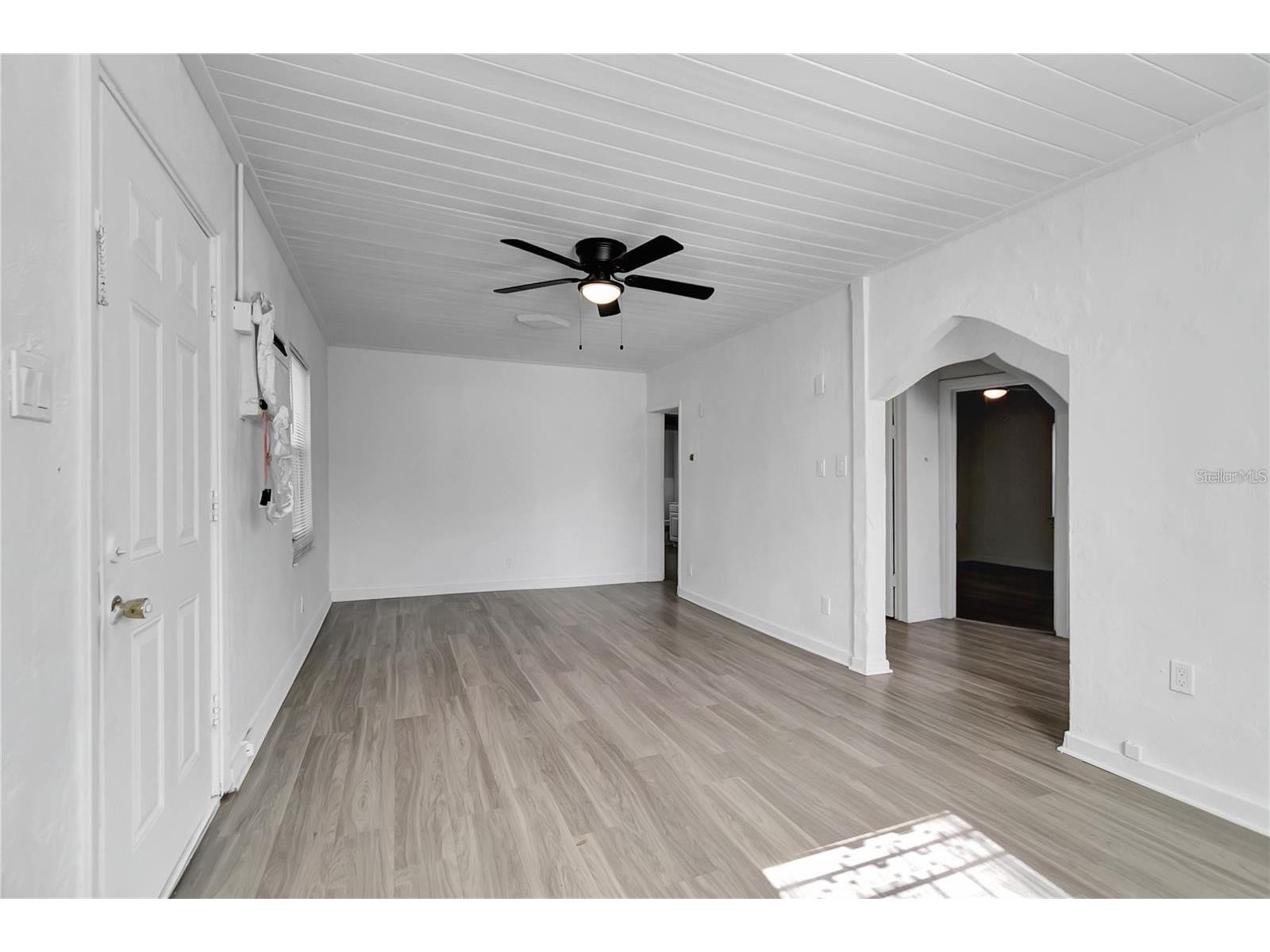 2701 N Fremont Avenue Tampa FL 33607 TB8495223 image5