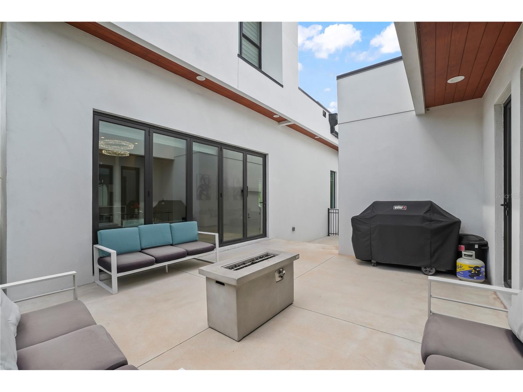 2701 N Poplar Avenue Tampa FL 33602 TB8515646 image41
