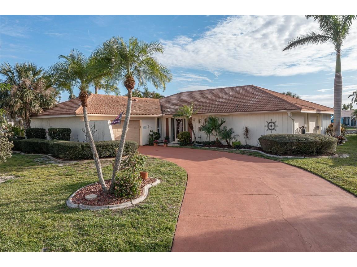 2701 Rio Court Punta Gorda FL 33950 C7471159 image1