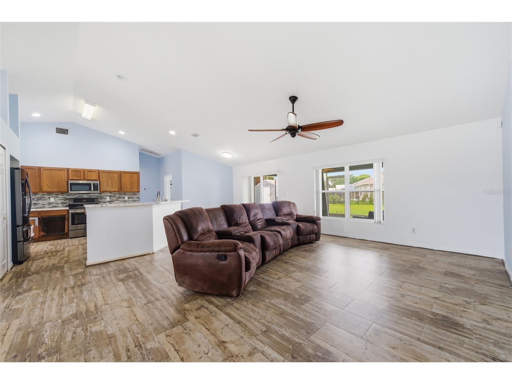 2701 SW Palace Avenue Port Saint Lucie FL 34987 TB8495192 image11