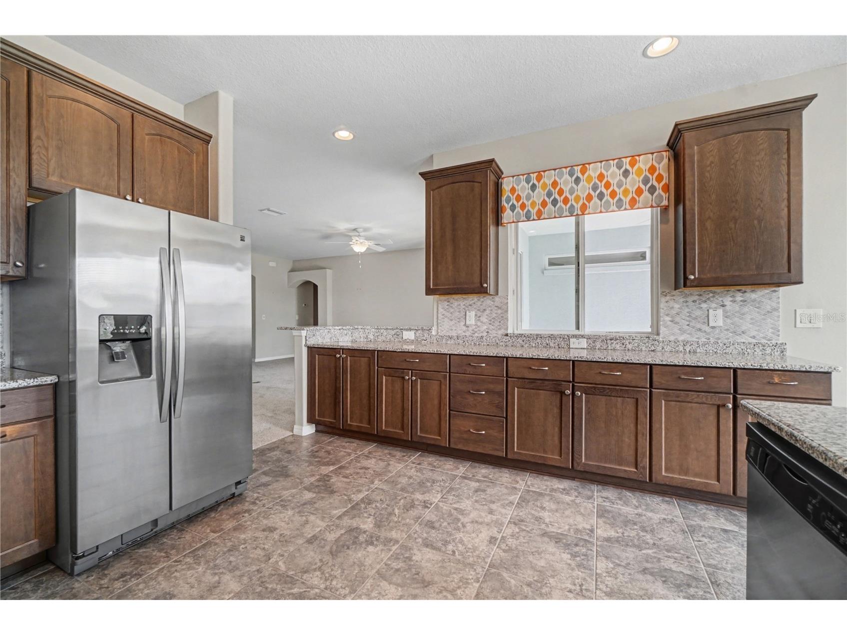 27014 Camerons Run Leesburg FL 34748 O6384954 image10