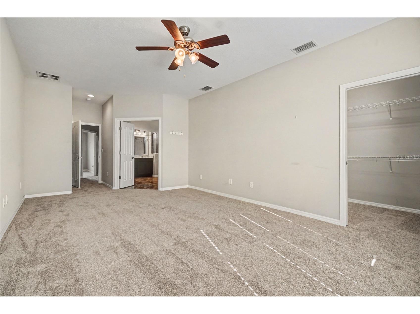 27014 Camerons Run Leesburg FL 34748 O6384954 image12