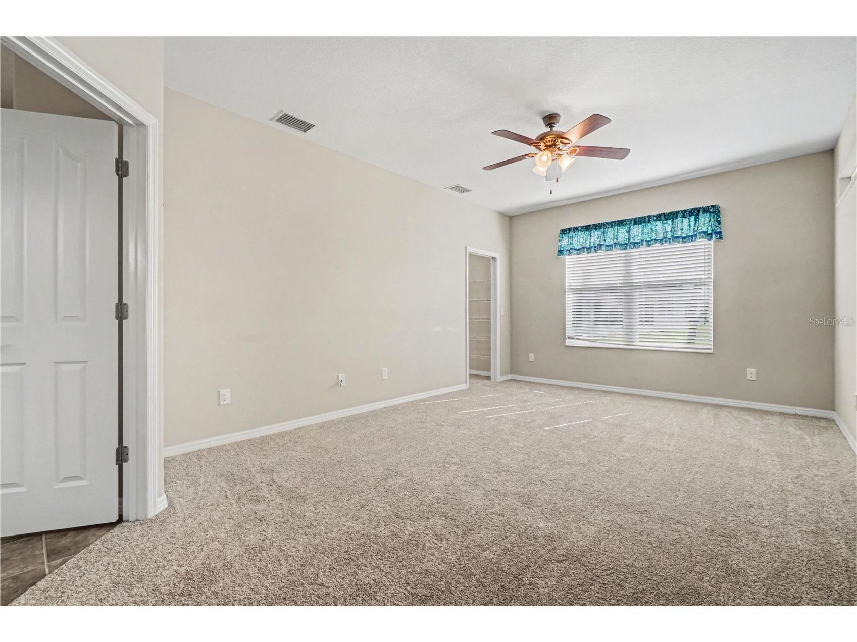 27014 Camerons Run Leesburg FL 34748 O6384954 image13