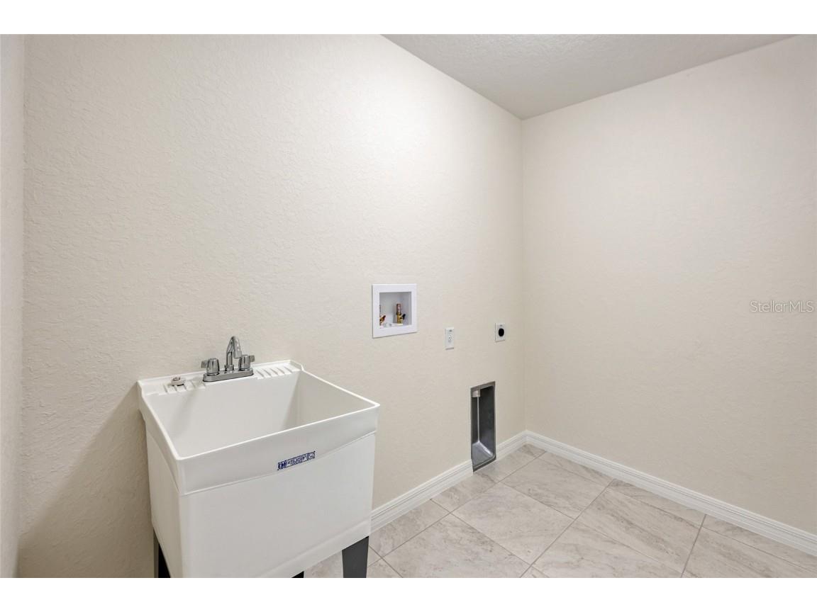 27017 Mott Avenue Brooksville FL 34602 TB8386148 image20