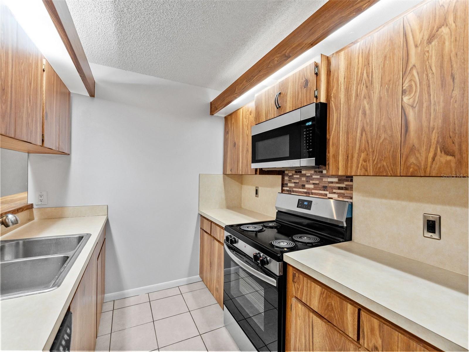 2702 4th Court Palm Harbor FL 34684 TB8507461 image12