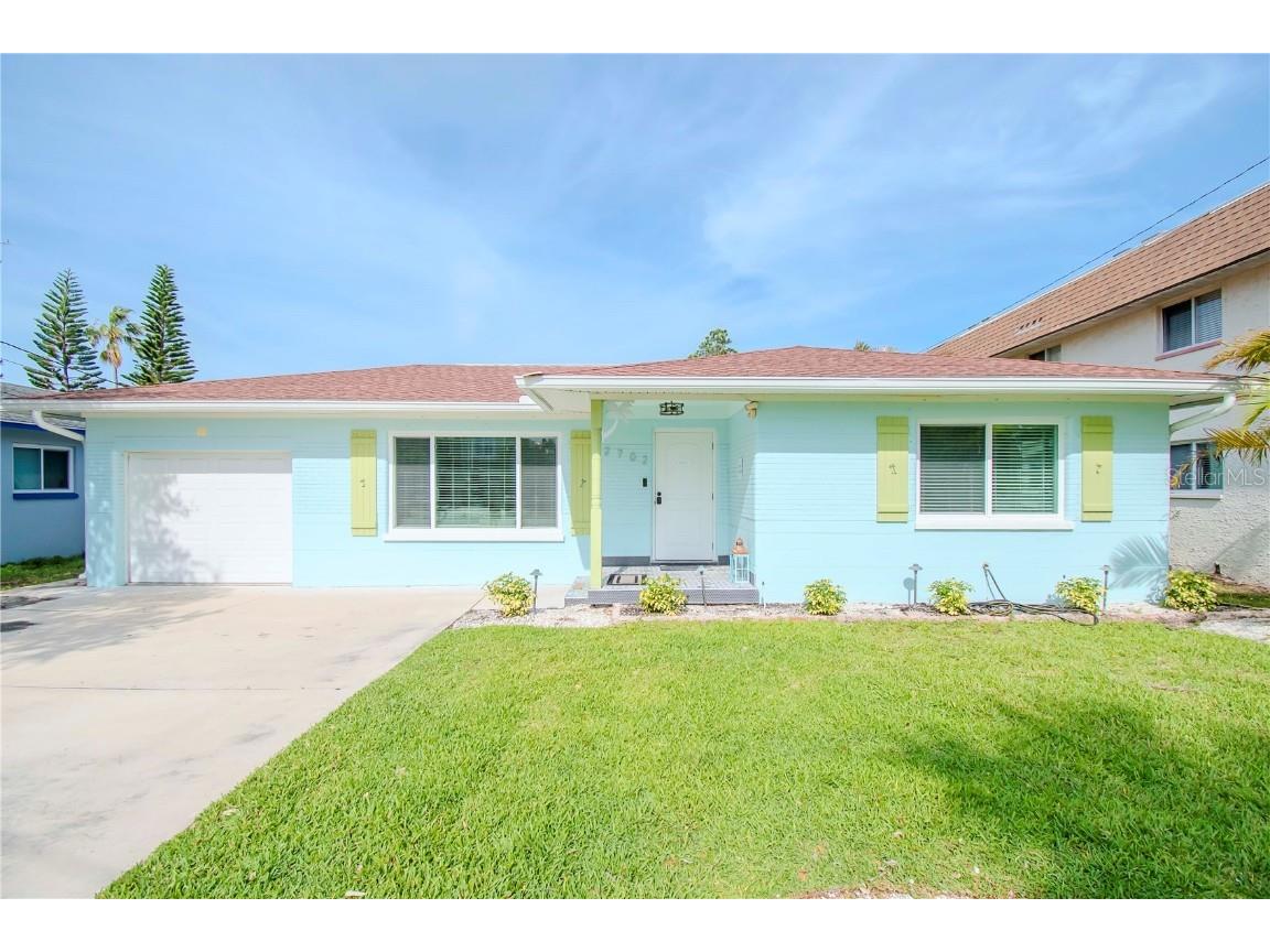 2702 Bay Boulevard Indian Rocks Beach FL 33785 U8237165 image1