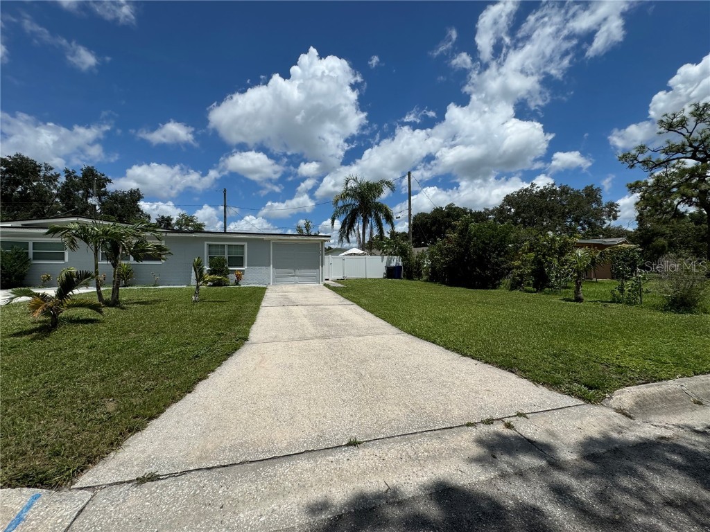 2702 Campus Hill Drive Tampa FL 33612 TB8443607 image1