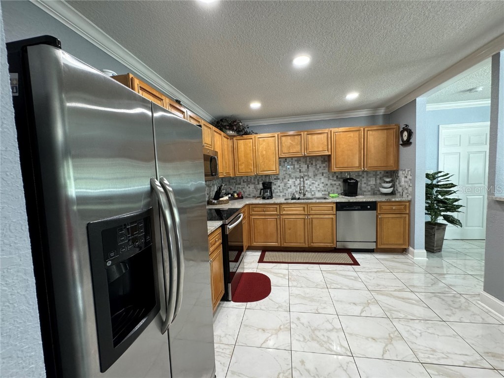 2702 Campus Hill Drive Tampa FL 33612 TB8443607 image8