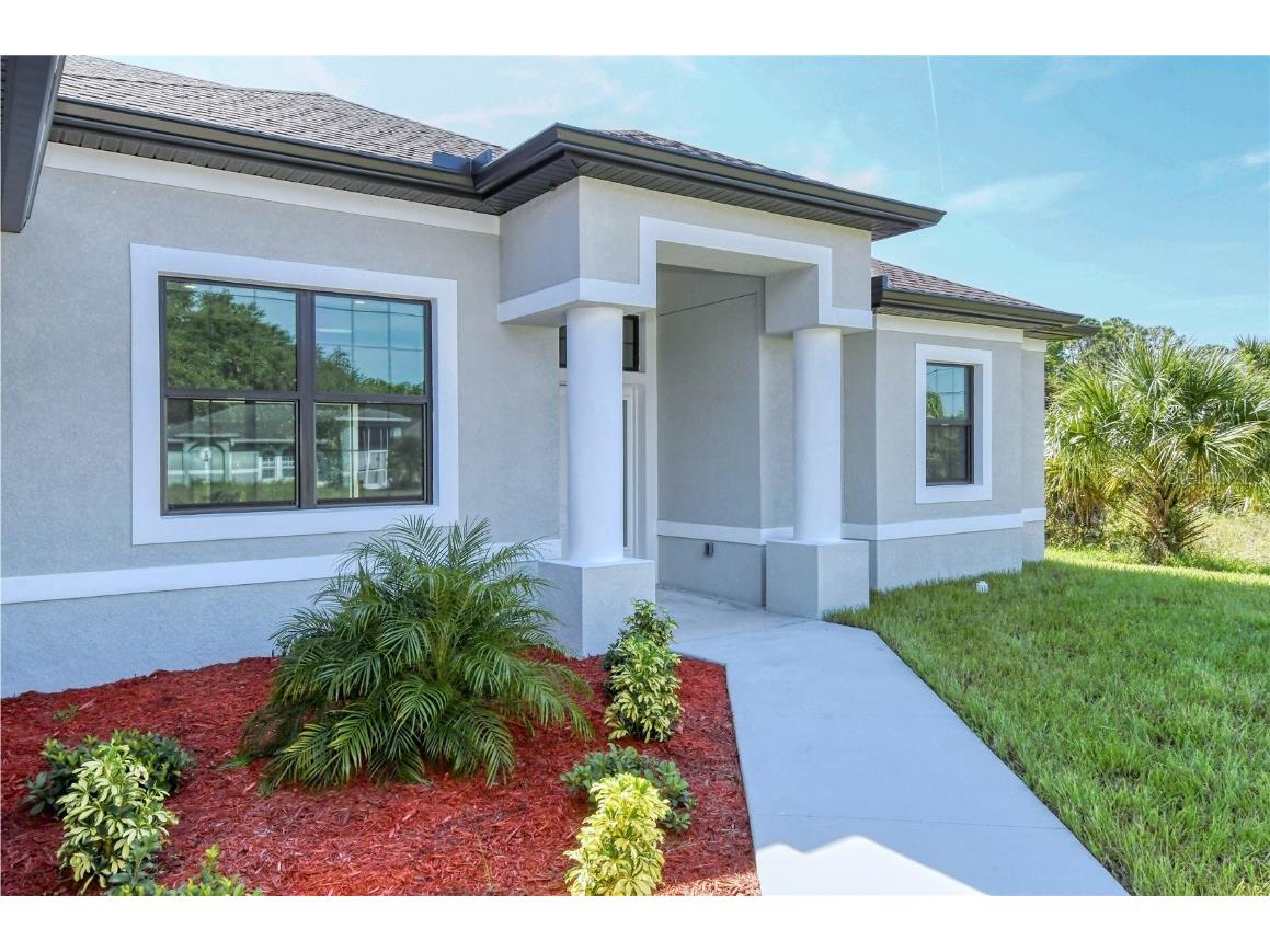 2702 Carolina St North Port FL 34288 A4512880 image1