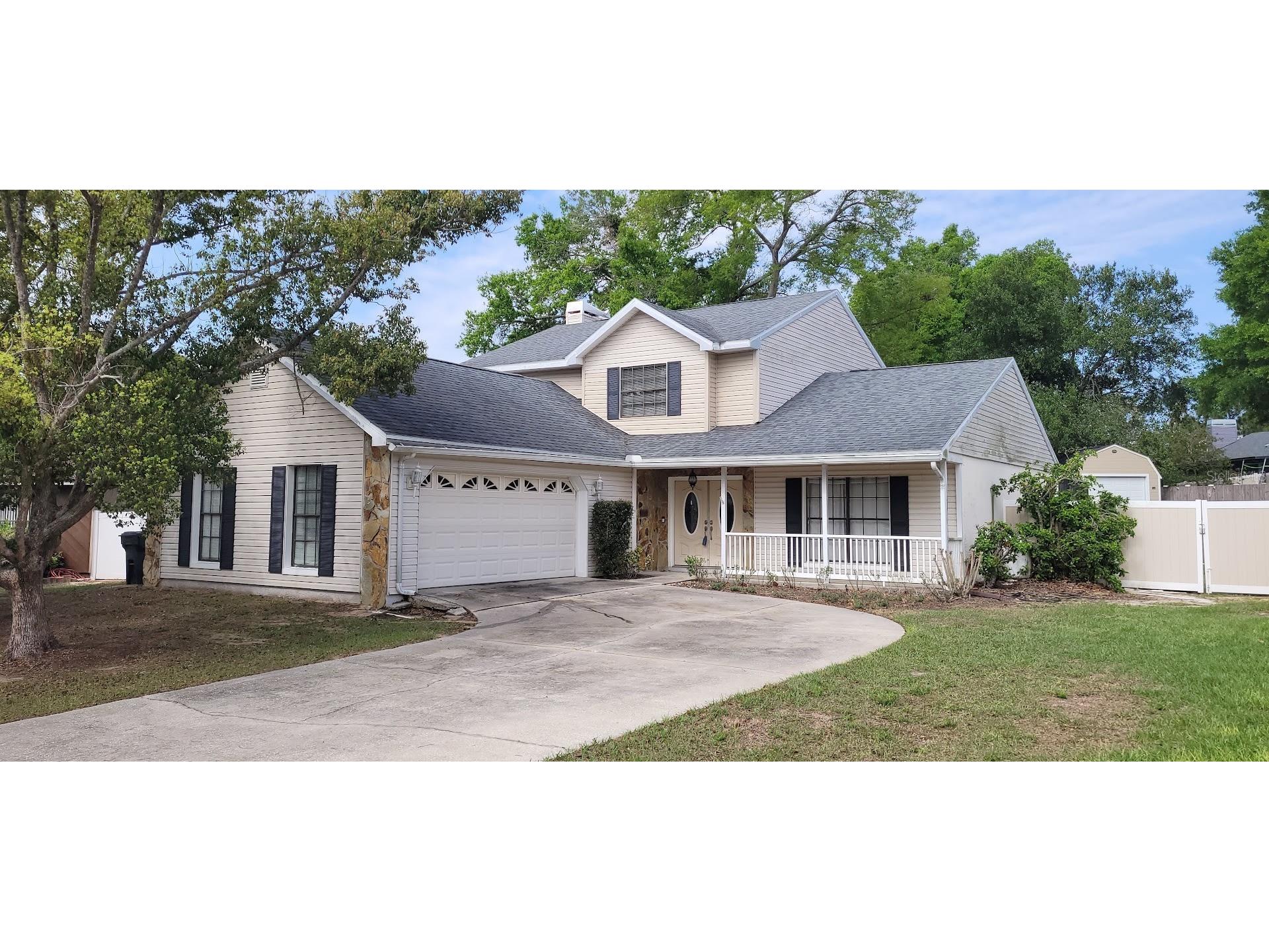 2702 Cedarcrest Place Valrico FL 33596 TB8487212 image1