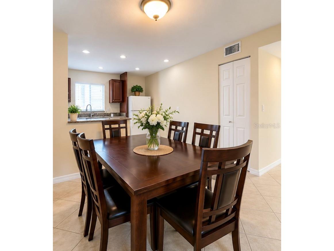 2702 Hidden Lake Drive S #A Sarasota FL 34237 C7527047 image9