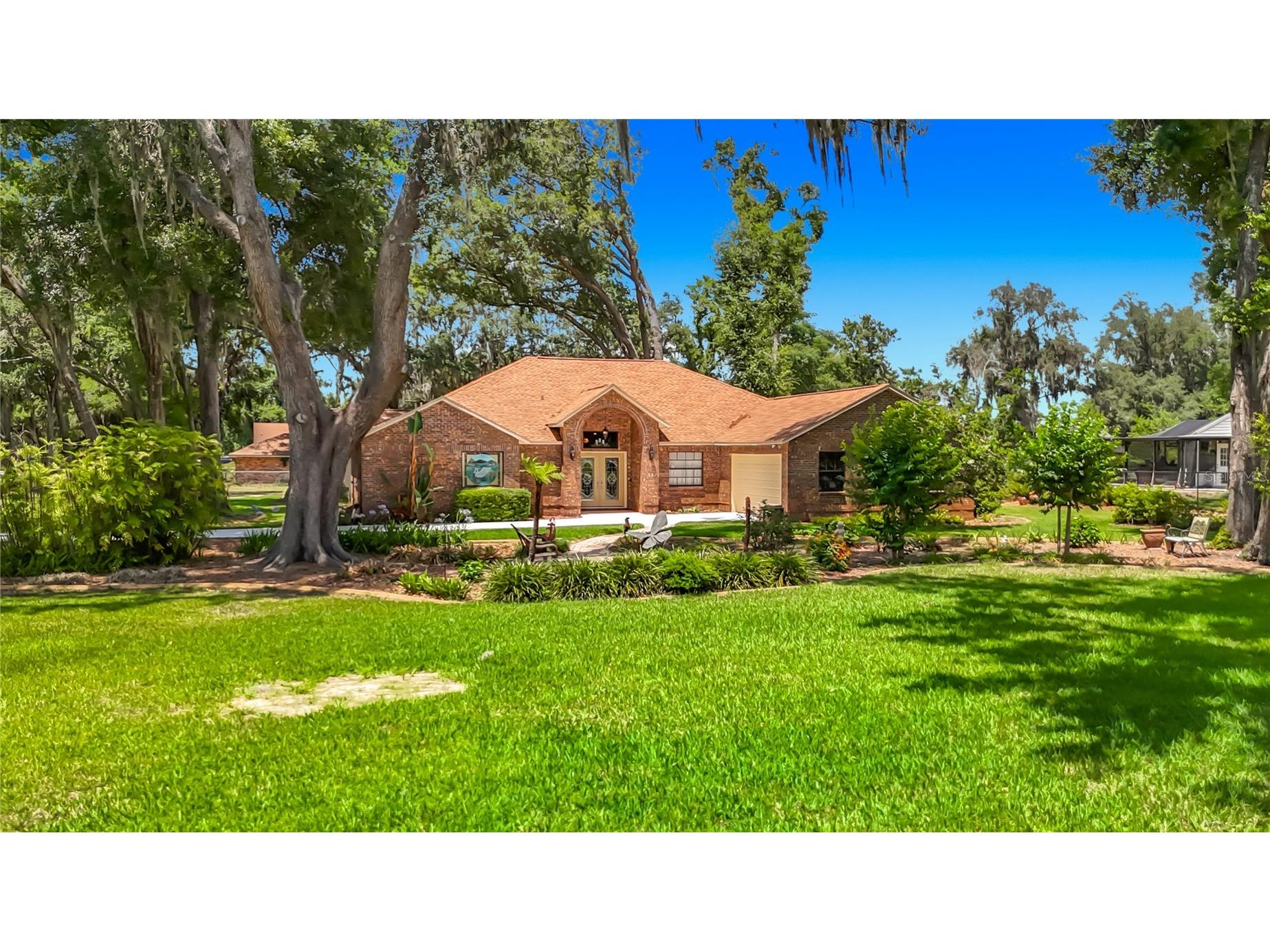 2702 Stafford Oaks Place Plant City FL 33565 TB8508416 image1