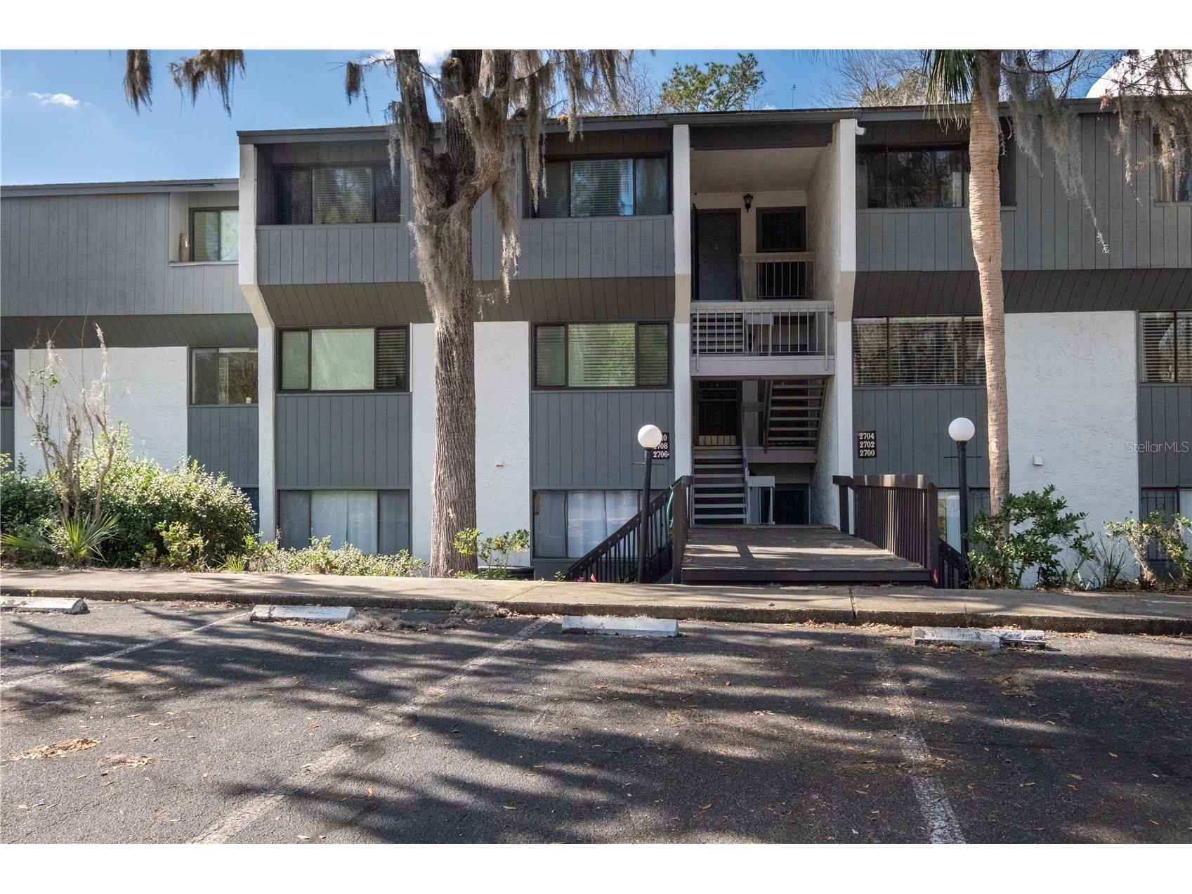 2702 SW 14th Drive #2702 Gainesville FL 32608 - LAKE BIVENS GC511245 image1