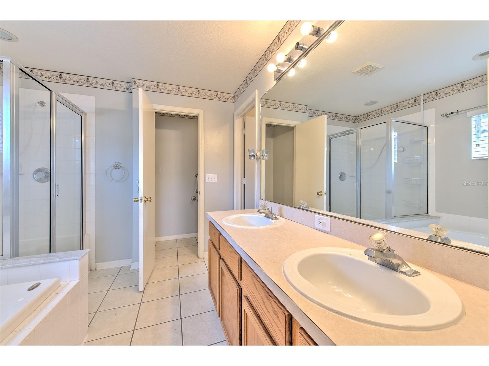 2703 Breakwater Court Brandon FL 33511 TB8473426 image28