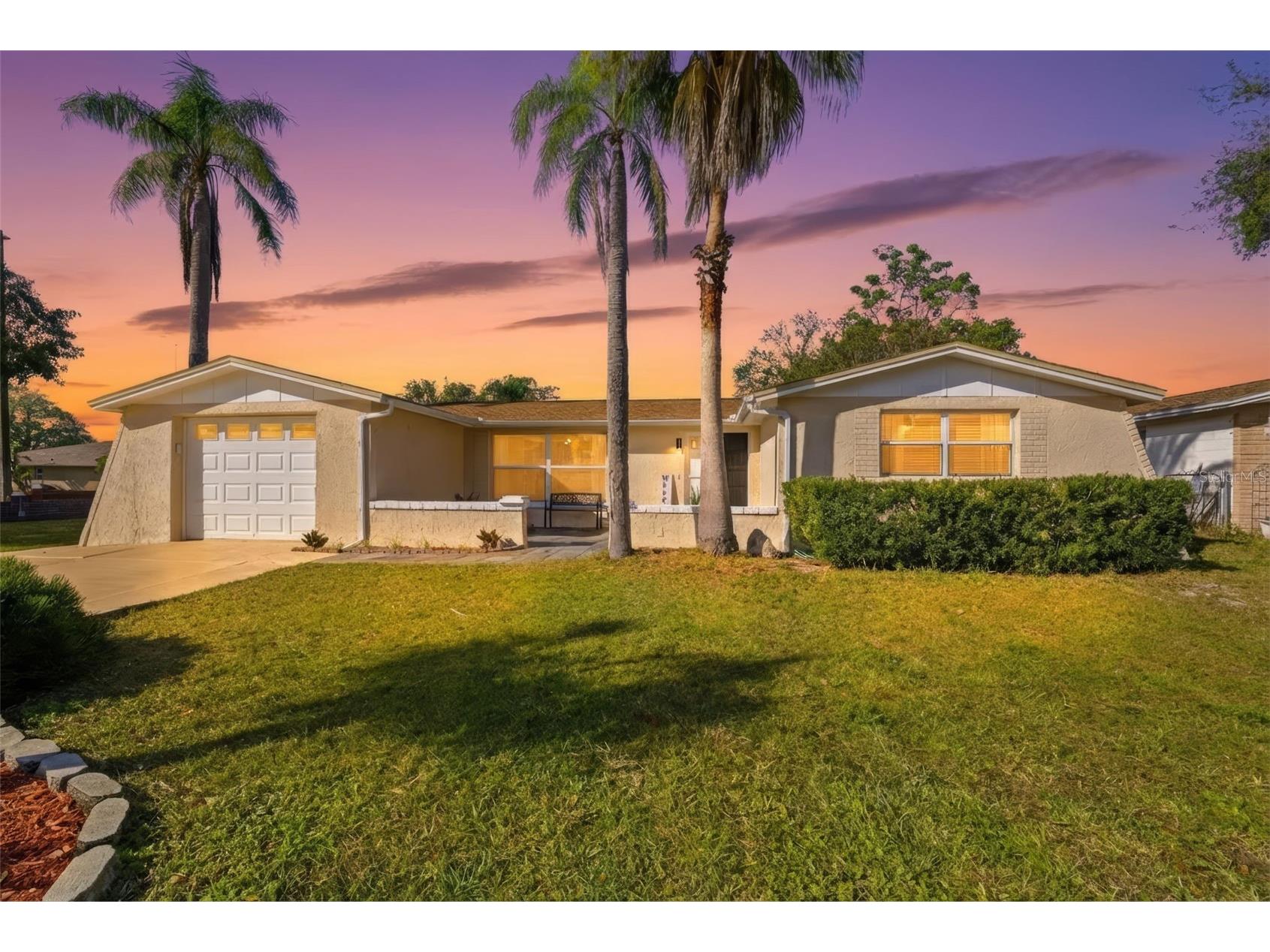 2703 Dante Place Holiday FL 34691 TB8468371 image1