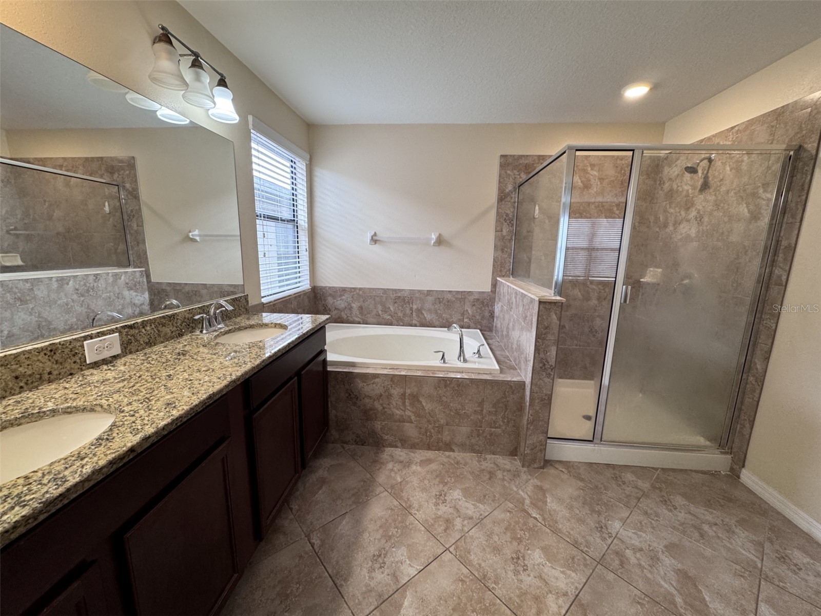 2703 Garden Falls Drive Brandon FL 33511 TB8472345 image27