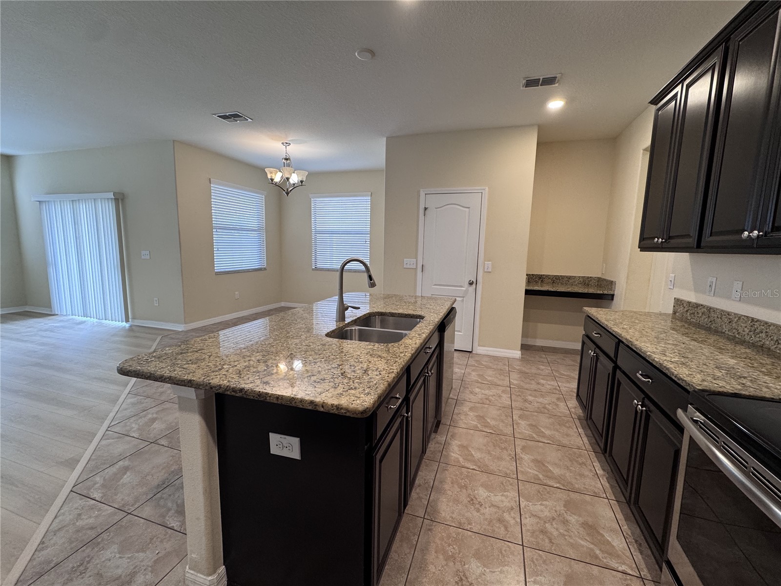 2703 Garden Falls Drive Brandon FL 33511 TB8472345 image7