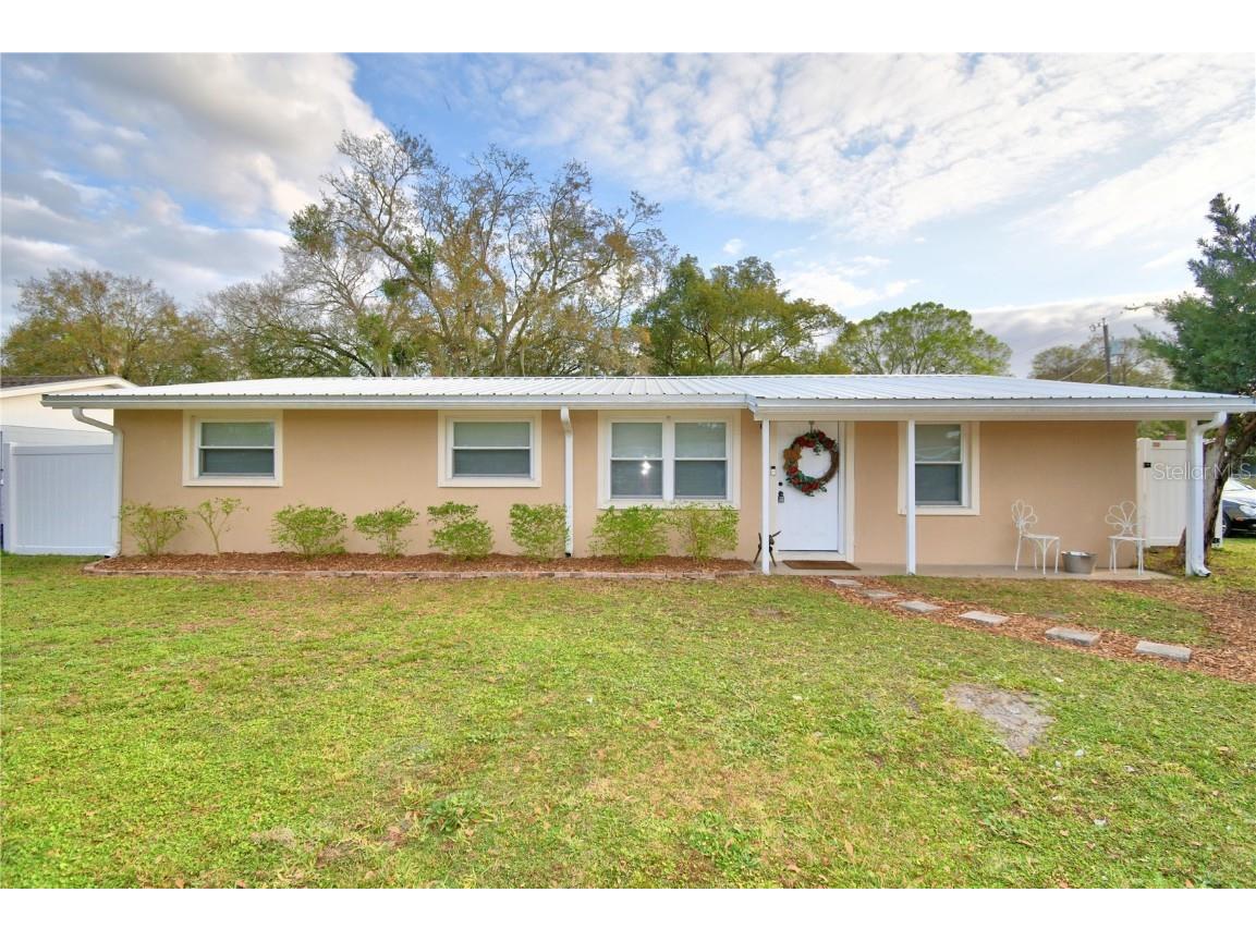 2703 Hardin Combee Road Lakeland FL 33801 L4928165 image1
