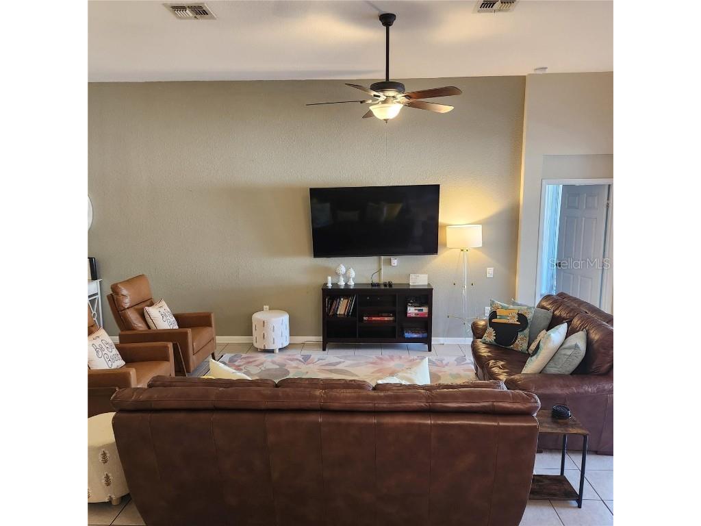 2703 Manesty Lane Kissimmee FL 34747 O6346838 image15