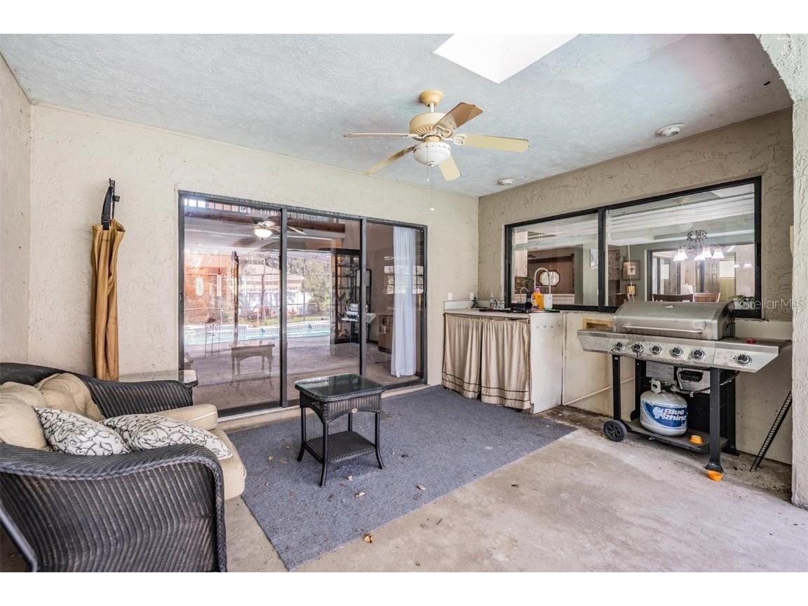 2703 Pemberton Creek Drive Seffner FL 33584 TB8440679 image53