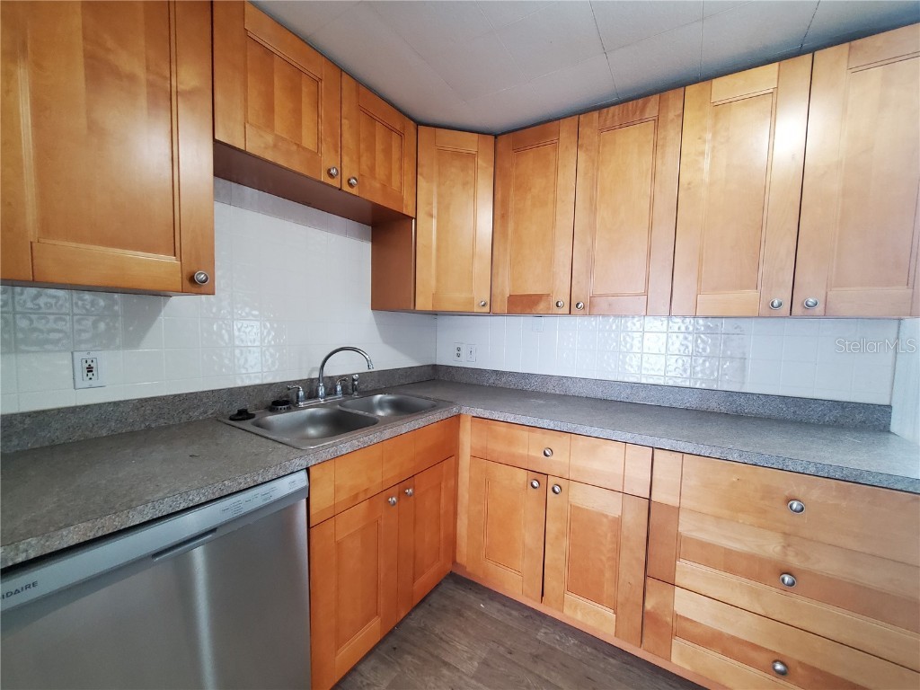 2703 W North A Street #B Tampa FL 33609 TB8454235 image7