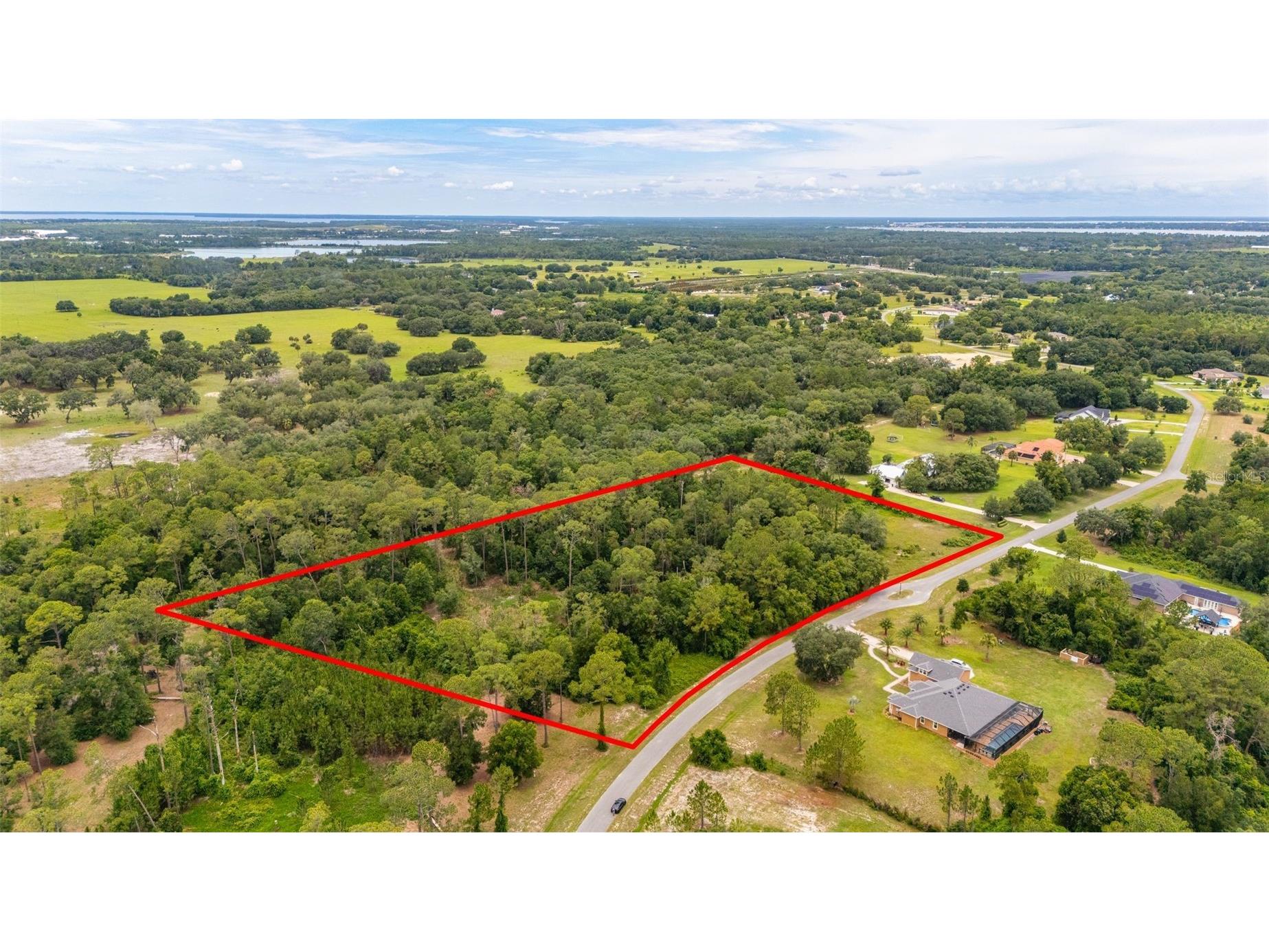 27037 Grand Oak Lane Tavares FL 32778 - HARRIS CHAIN OF LAKES O6414781 image1