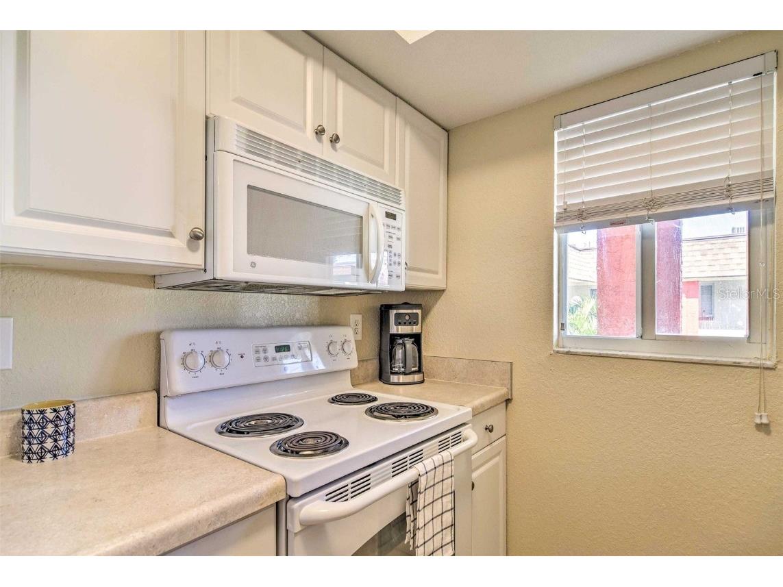 2704 2nd Street #14 Indian Rocks Beach FL 33785 TB8403192 image10