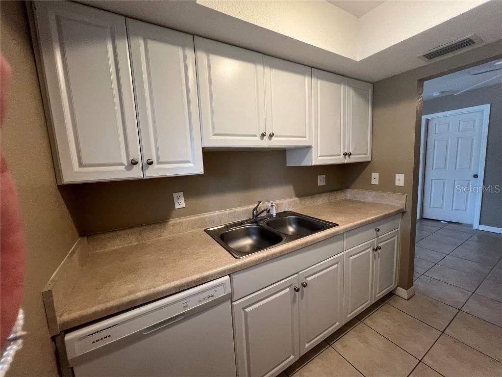 2704 2nd Street #16 Indian Rocks Beach FL 33785 TB8403207 image16