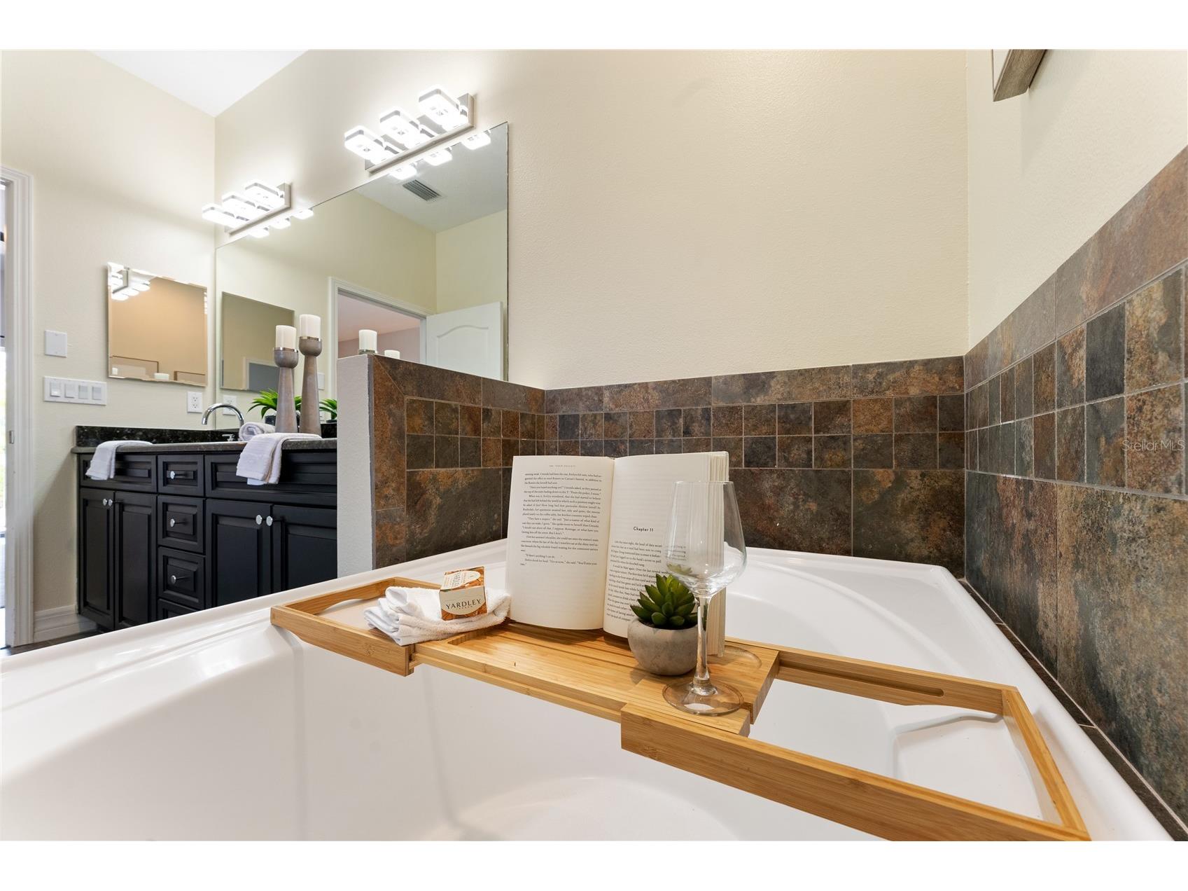 2704 57th Street S Gulfport FL 33707 TB8498729 image21