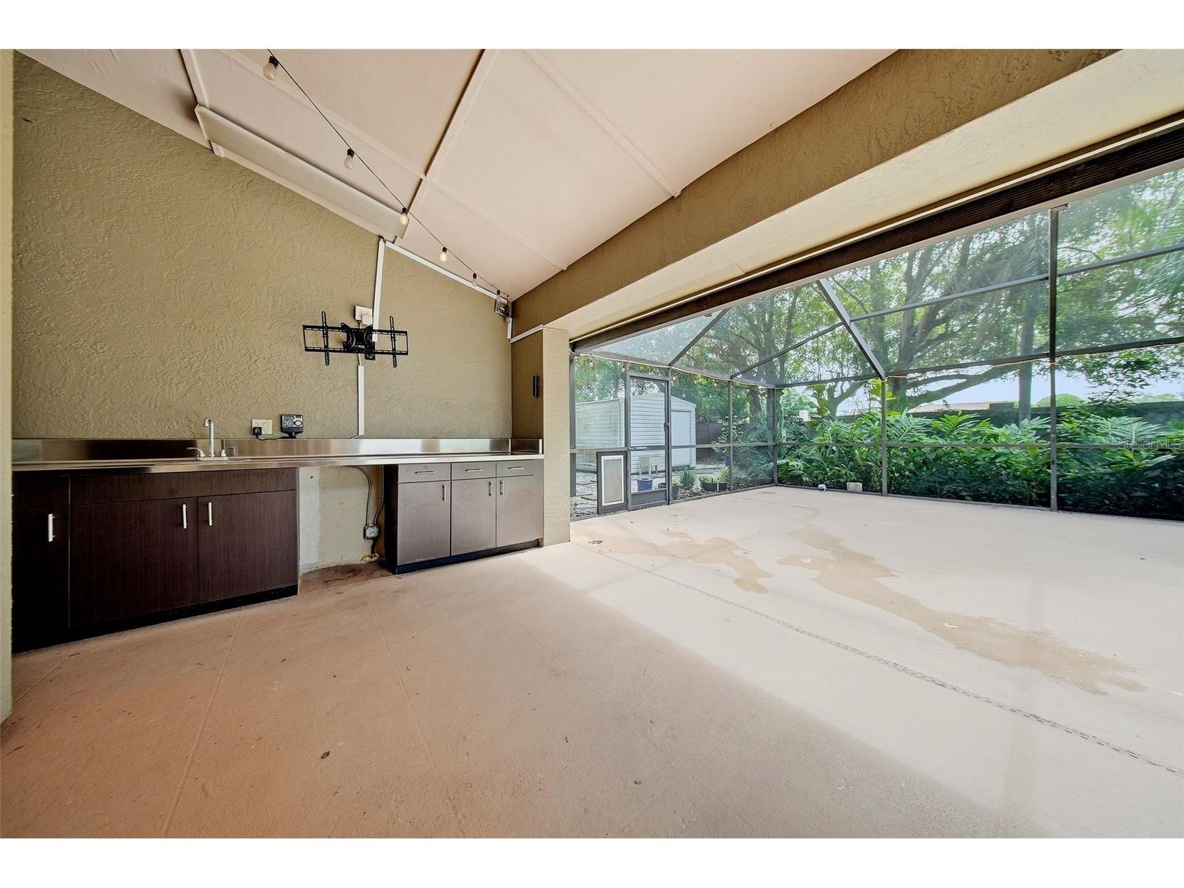 2704 Buckhorn Oaks Drive Valrico FL 33594 TB8529180 image46