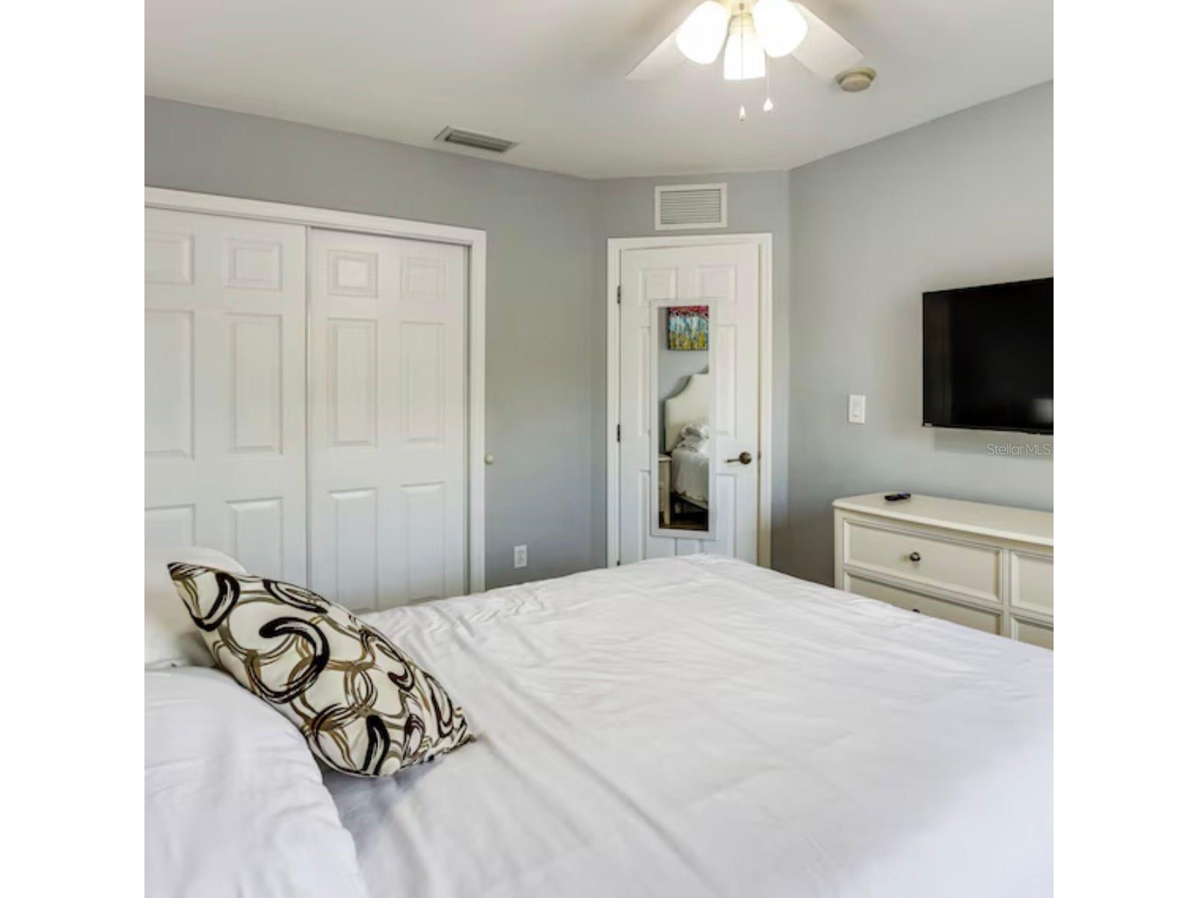 2704 Club Cortile Circle Kissimmee FL 34746 O6411697 image14