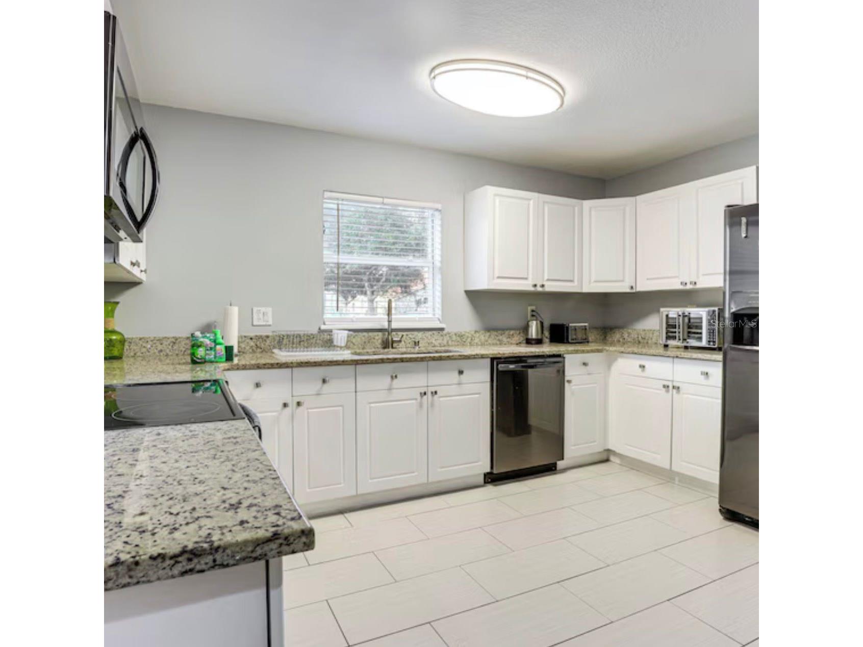 2704 Club Cortile Circle Kissimmee FL 34746 O6411697 image5