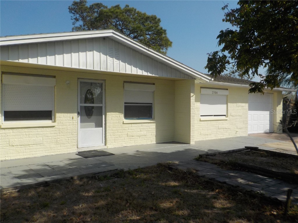 2704 Dominion Place Holiday FL 34691 U8190184 image1