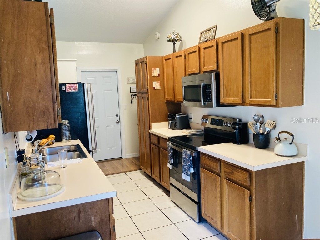 2704 Kendall Avenue Kissimmee FL 34744 S5137944 image6