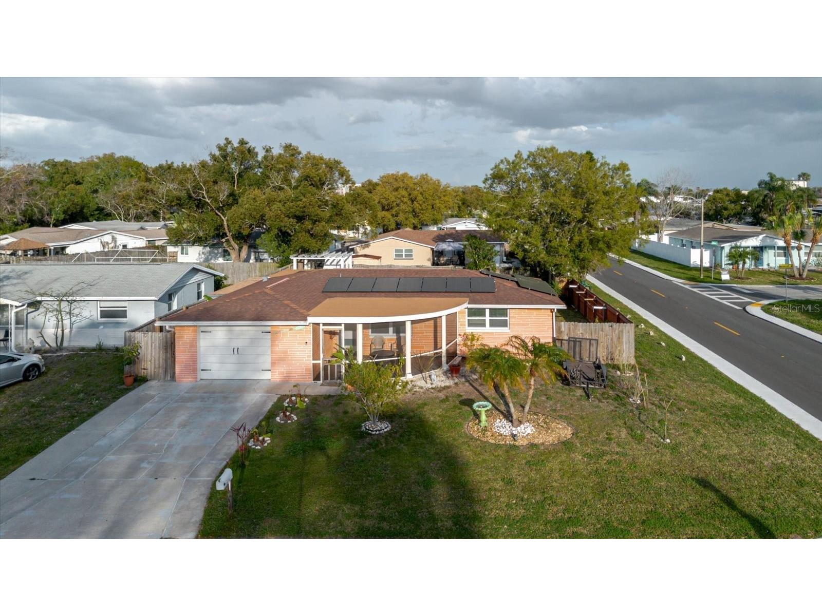 2704 Lawn Place Holiday FL 34691 TB8484146 image1