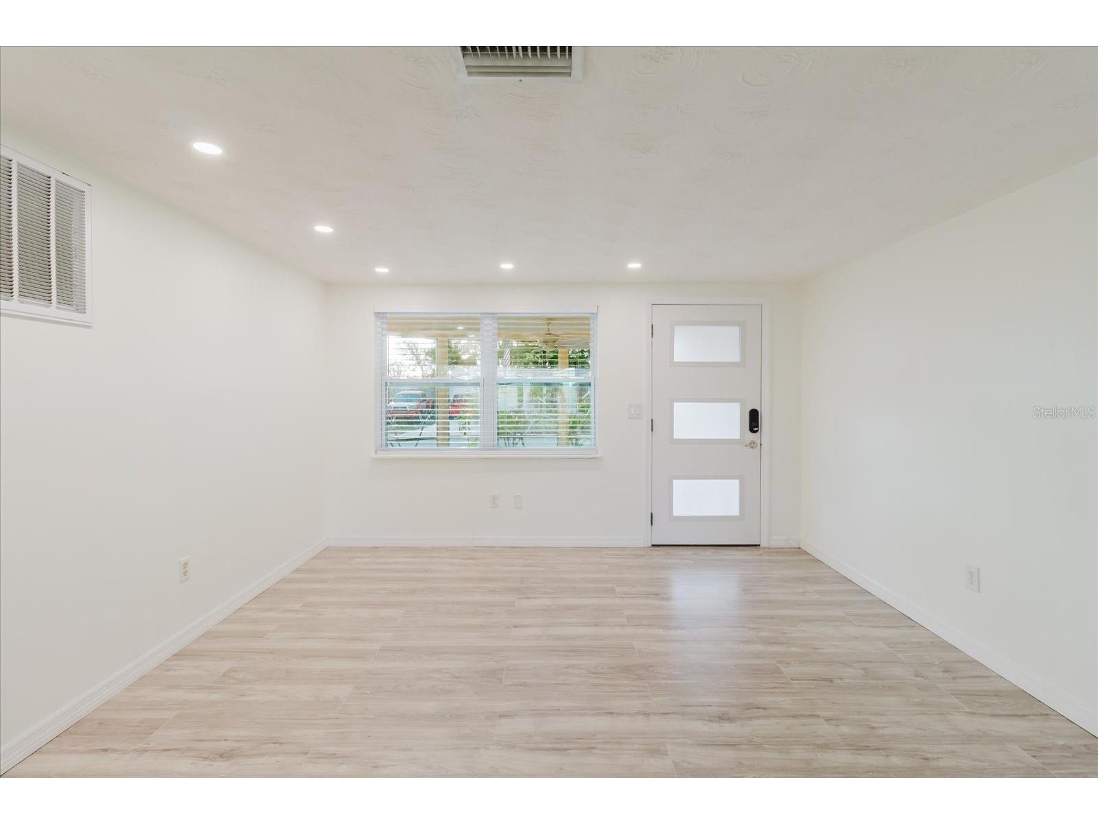 2704 Lawn Place Holiday FL 34691 TB8484146 image10