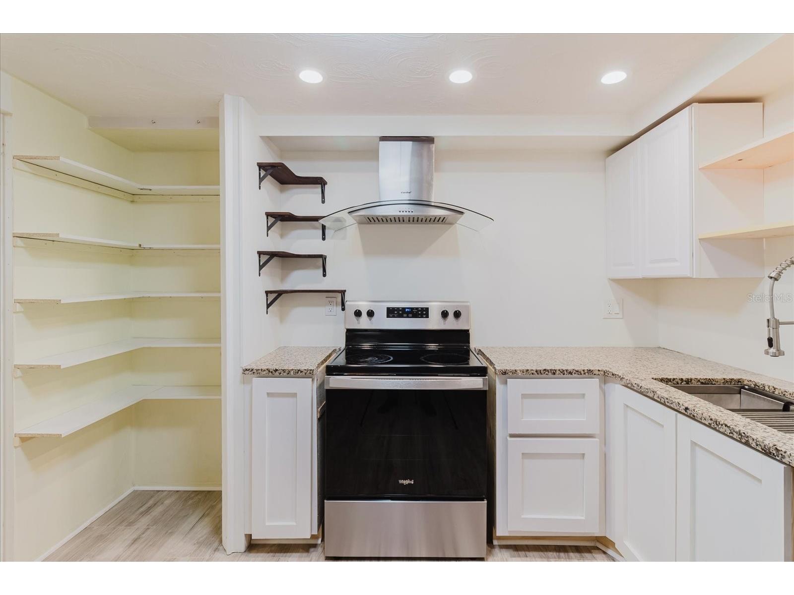 2704 Lawn Place Holiday FL 34691 TB8484146 image20