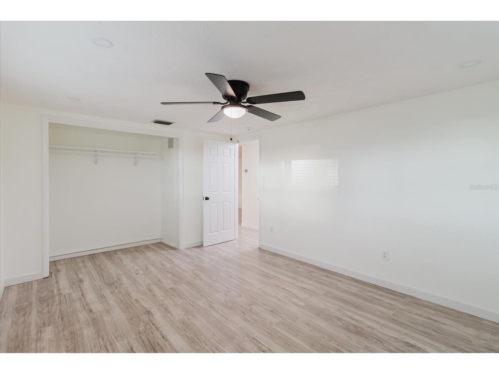 2704 Lawn Place Holiday FL 34691 TB8484146 image23