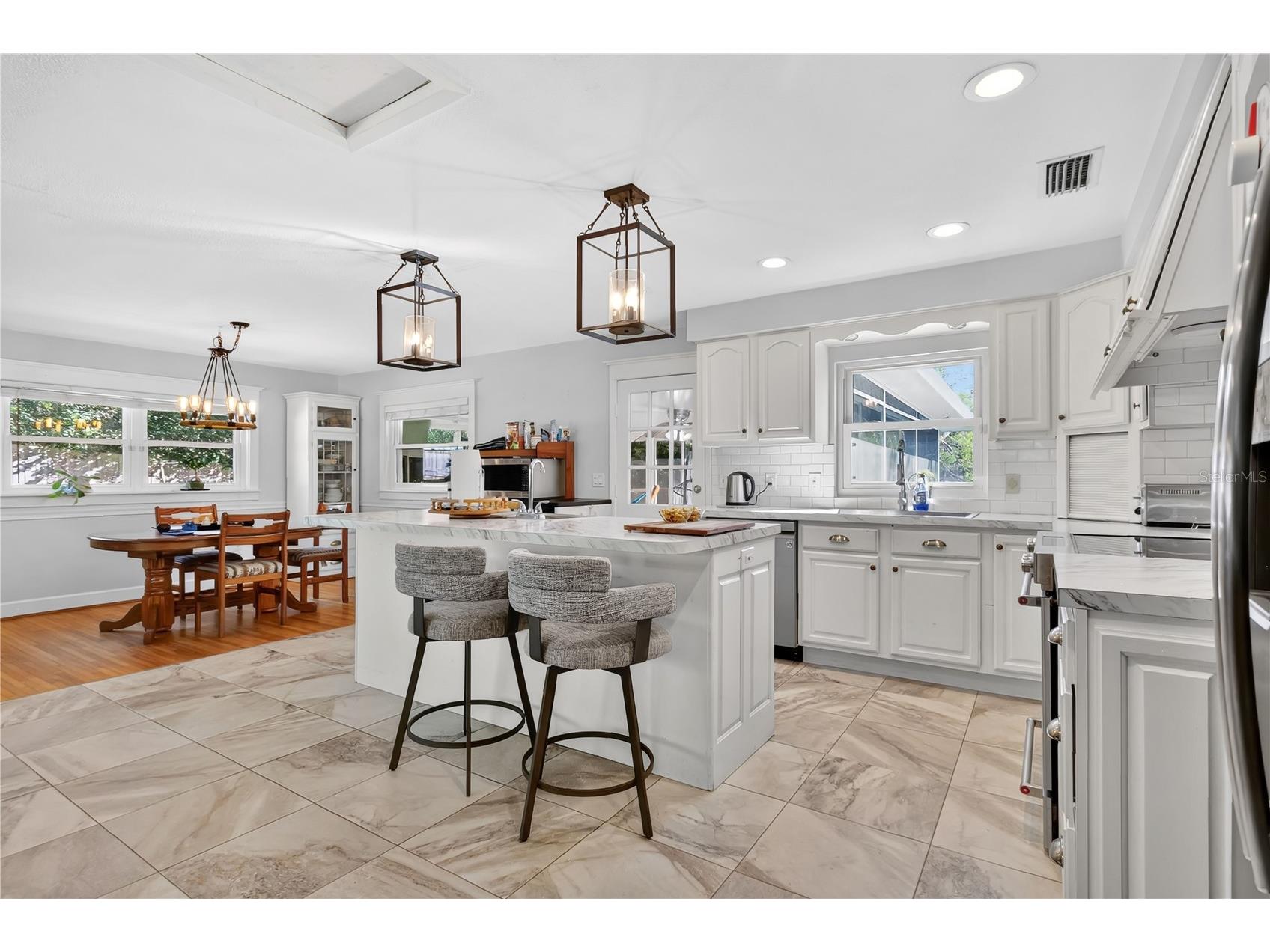2704 Mendelin Street Apopka FL 32703 O6375820 image12