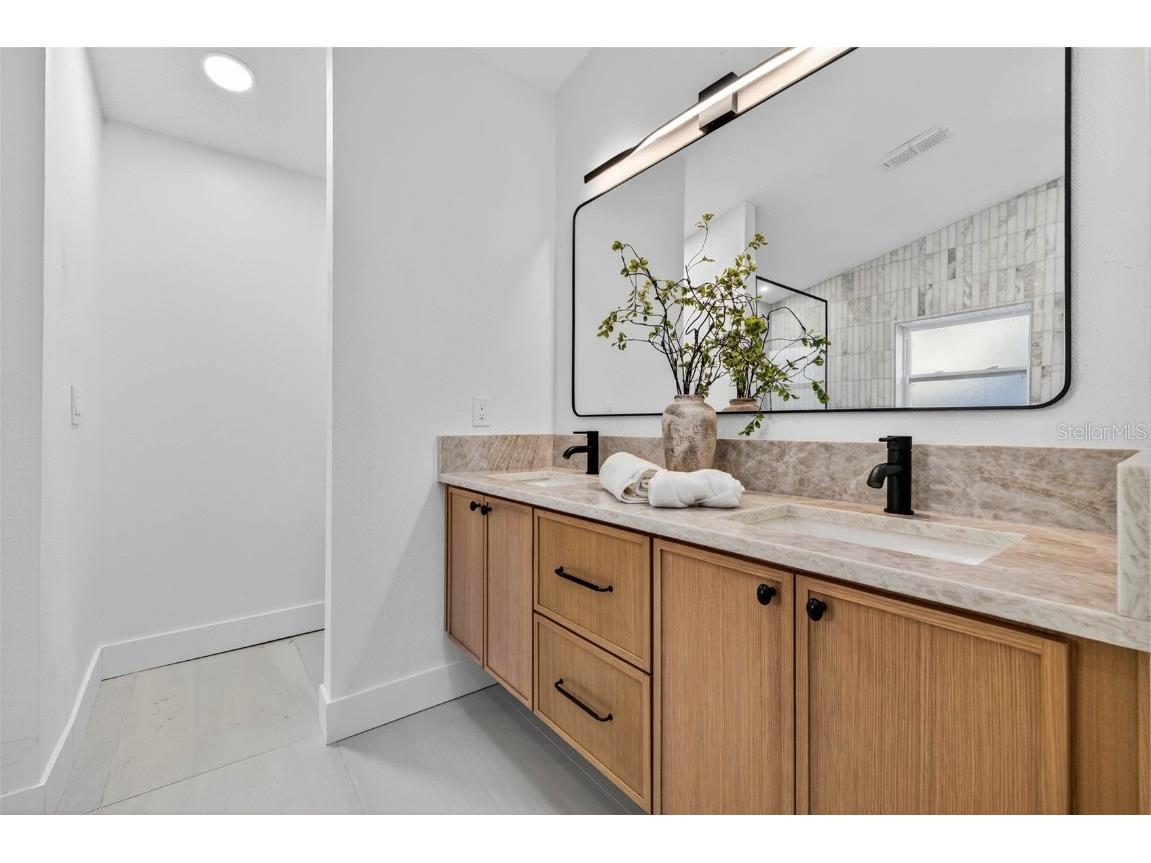 2704 Montague Court E Clearwater FL 33761 A4667104 image29