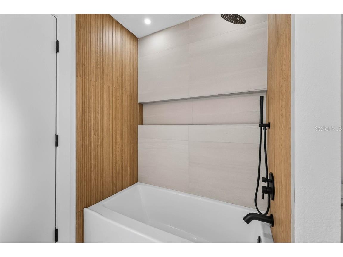 2704 Montague Court E Clearwater FL 33761 A4667104 image33